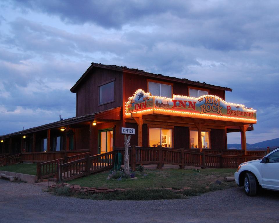 The Rim Rock Inn Torrey Dış mekan fotoğraf