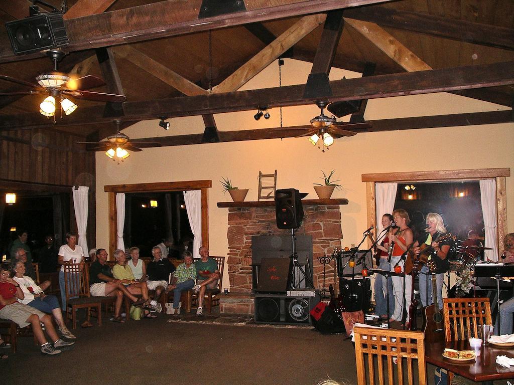 The Rim Rock Inn Torrey Dış mekan fotoğraf
