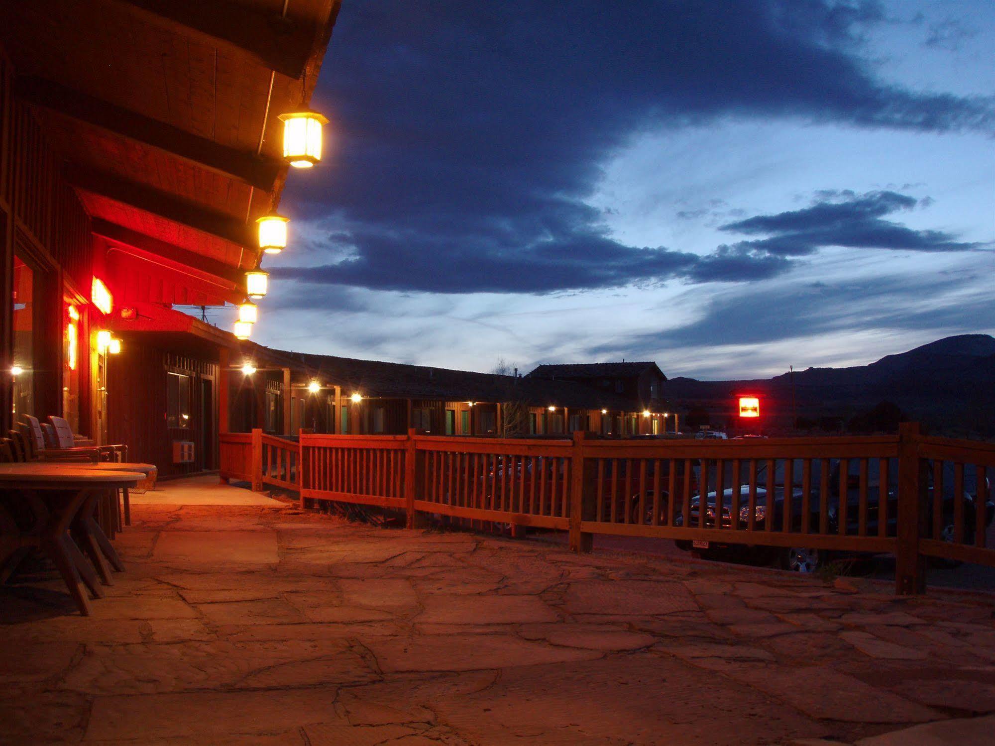 The Rim Rock Inn Torrey Dış mekan fotoğraf
